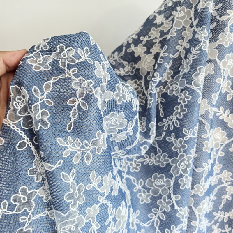 Embroidery Flower Pattern - Tela de Tul con Bordado Floral,
