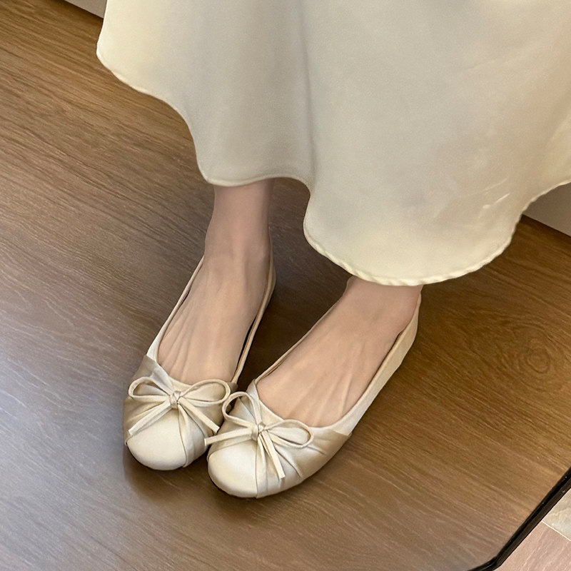Embroidery Flat Shoes - Nuevos Zapatos Planos de Satén con